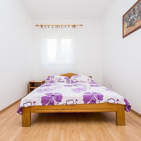 Apartman Justinic Šilo Chambre photo
