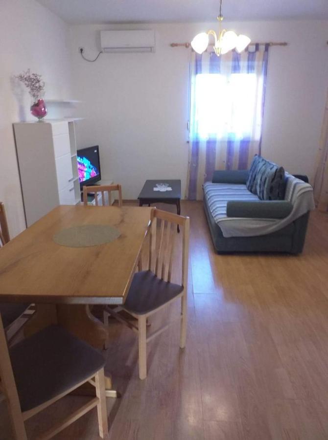 Apartman Justinic Šilo Extérieur photo